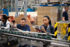 Beneficios de la aplicación de tecnología en la actividad industrial