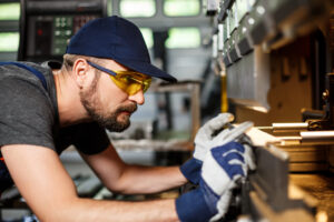 ¿Cómo la ingeniería de fabricación está redefiniendo la producción?