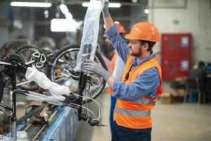 ¿Cómo una buena distribución de planta puede transformar la productividad de su fábrica?