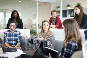 Personas y Gestión: ¿Qué es y cómo aplicar esta área en la empresa?