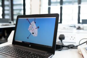 ¿Qué son los gemelos digitales y cuáles son sus beneficios en la industria?